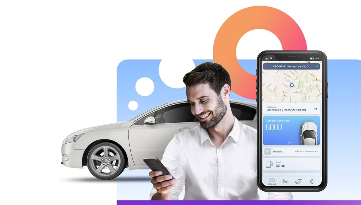 Car owner using Drive app by Obiplus